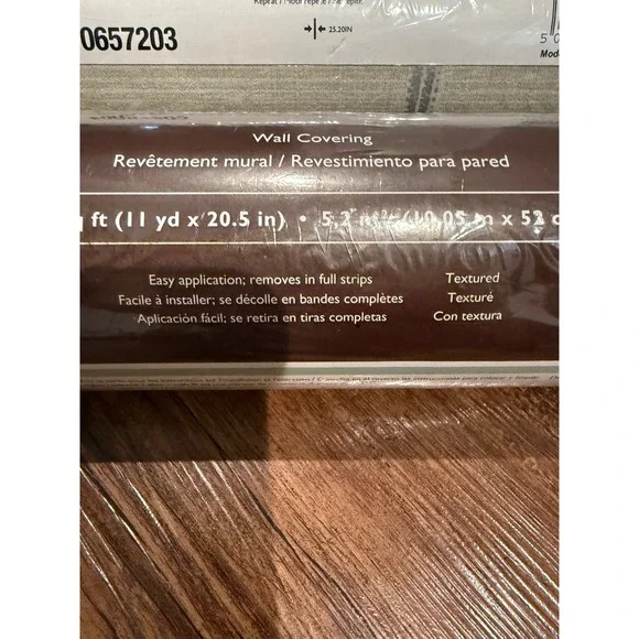 Allen Roth Linen Stripe Textured Wallpaper Roll 56 Sq‎ Ft 4 Rolls 11 yd x 20.5in - Picture 6 of 8